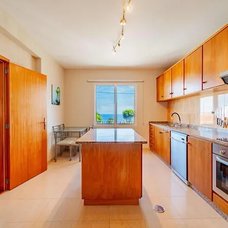 Oceanview Penzion Ponta Delgada (Madeira)